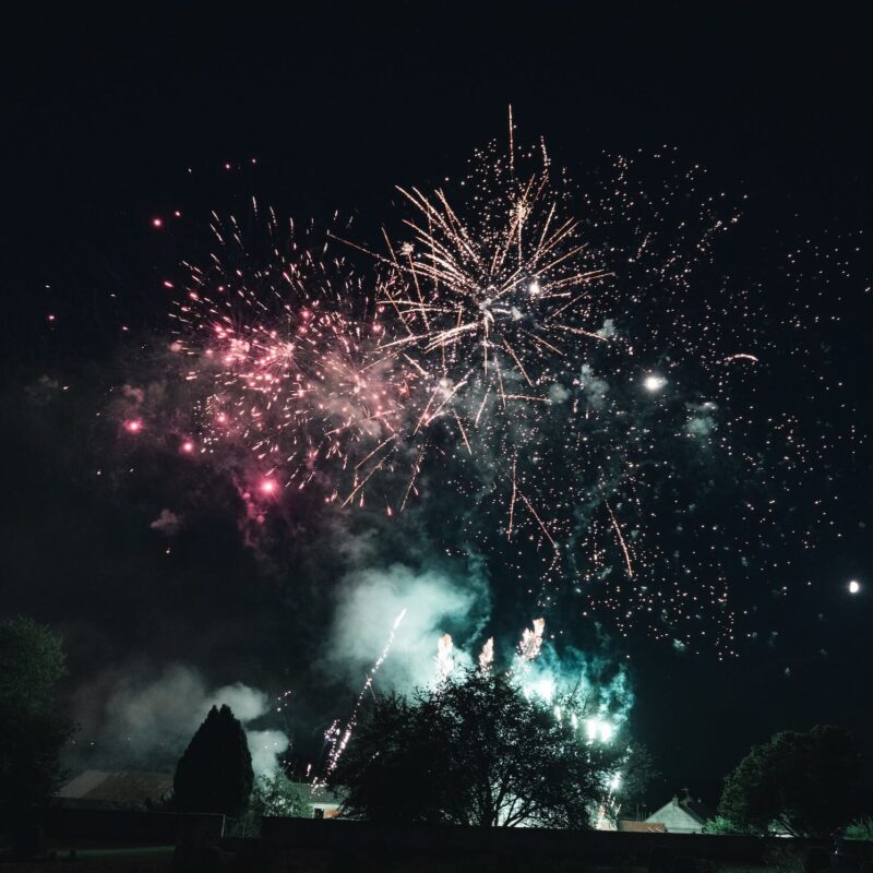 how to plan a luxury wedding weekend in Paris