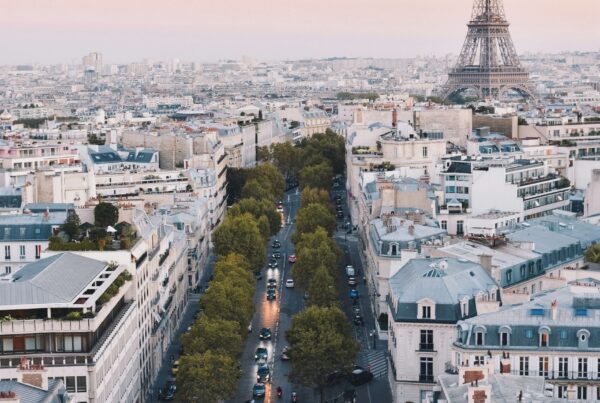 How to Plan a Wedding in Paris from Abroad